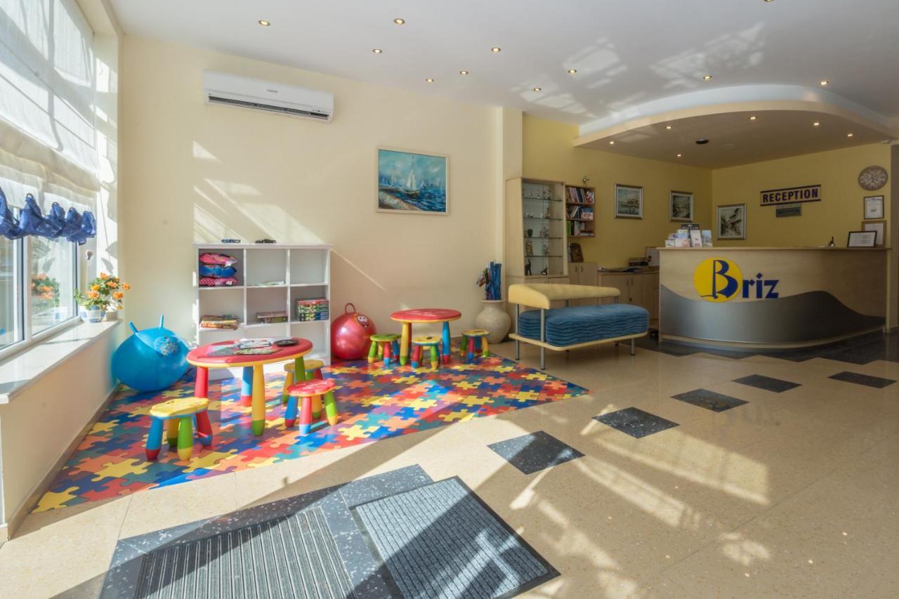 Семеен Хотел Бриз Sozopol Exterior photo