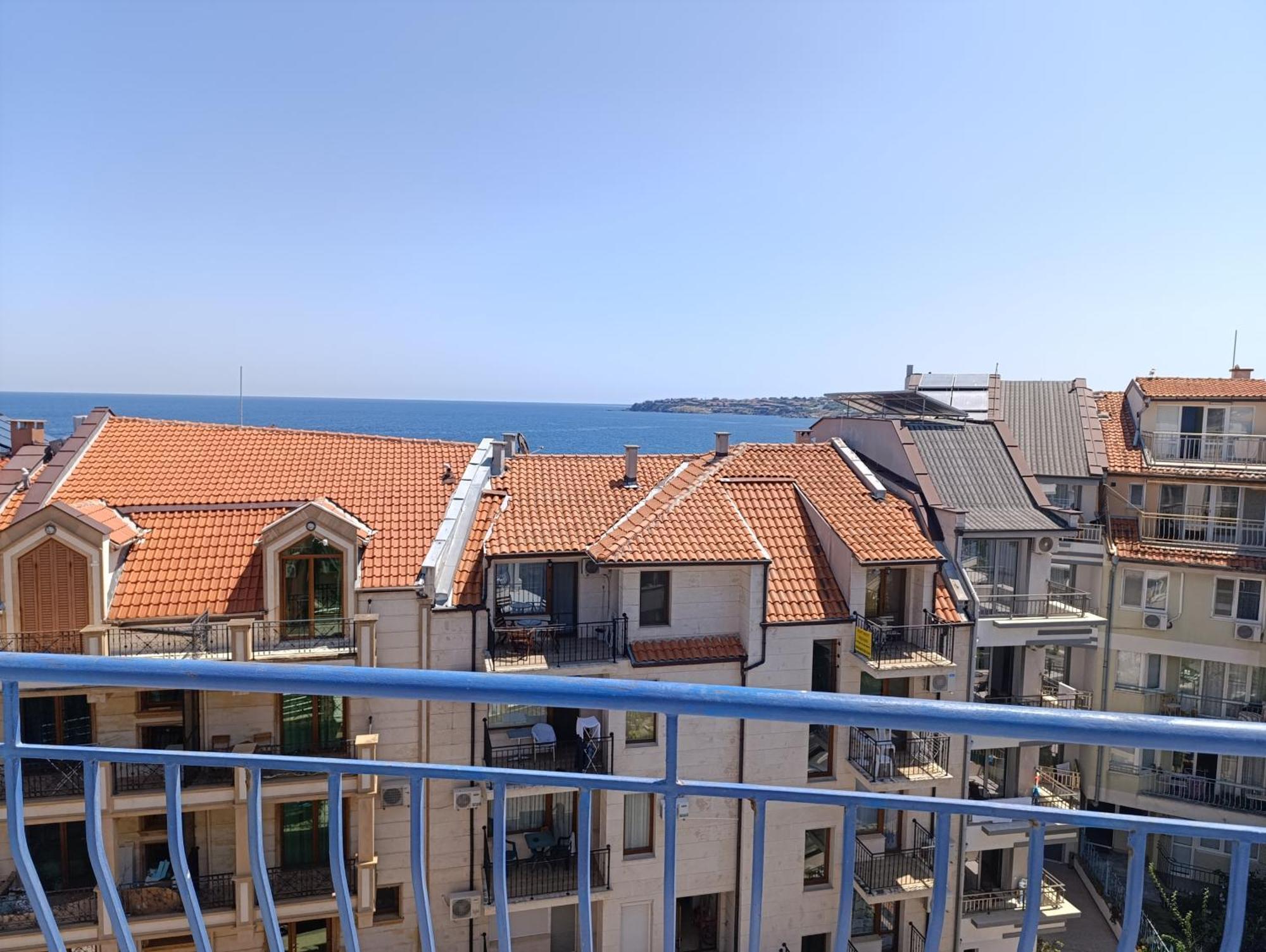 Семеен Хотел Бриз Sozopol Exterior photo