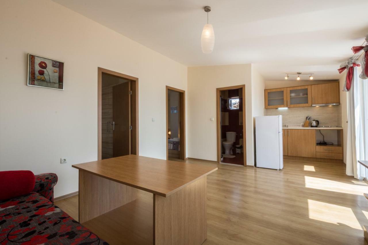 Семеен Хотел Бриз Sozopol Exterior photo